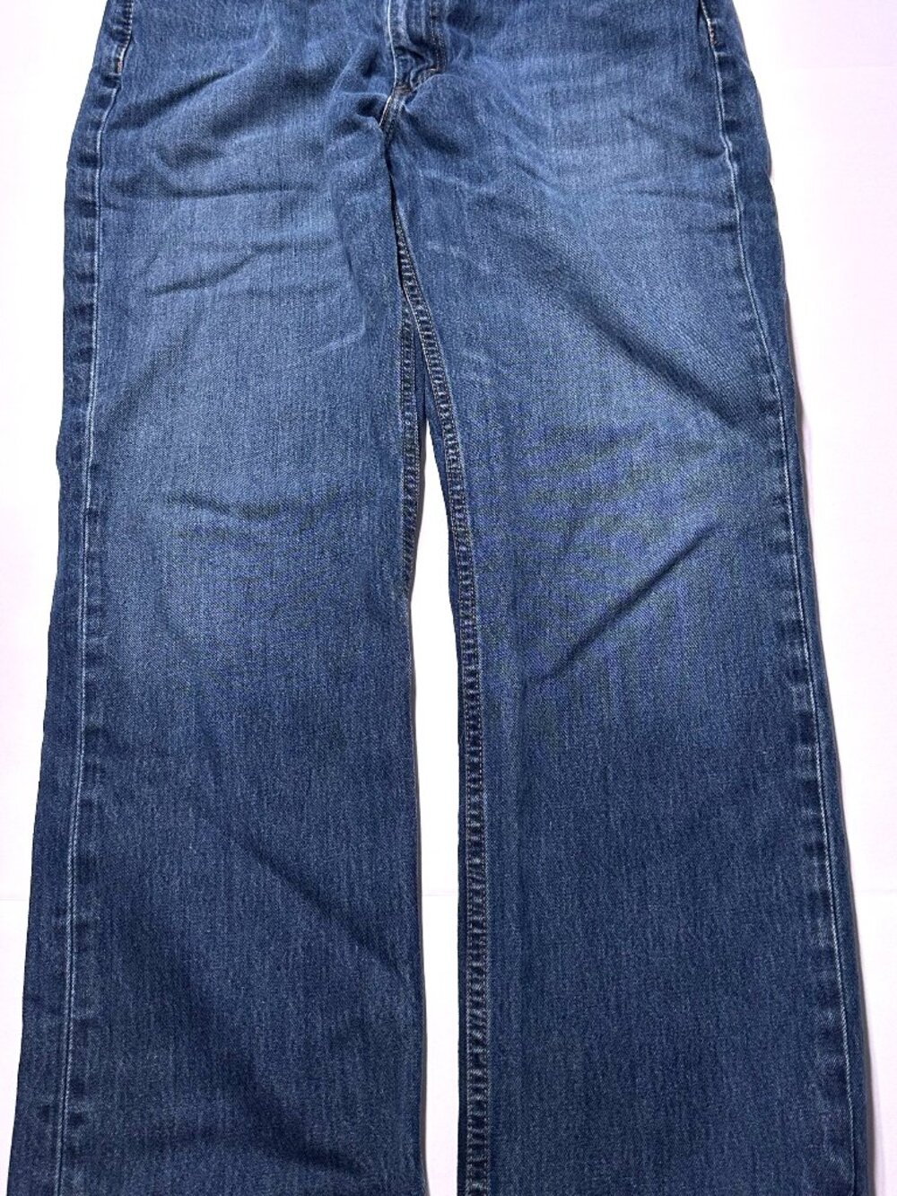 Leviโs 514 Straight Fit Jeans 36x30 Med Wash Low Rise